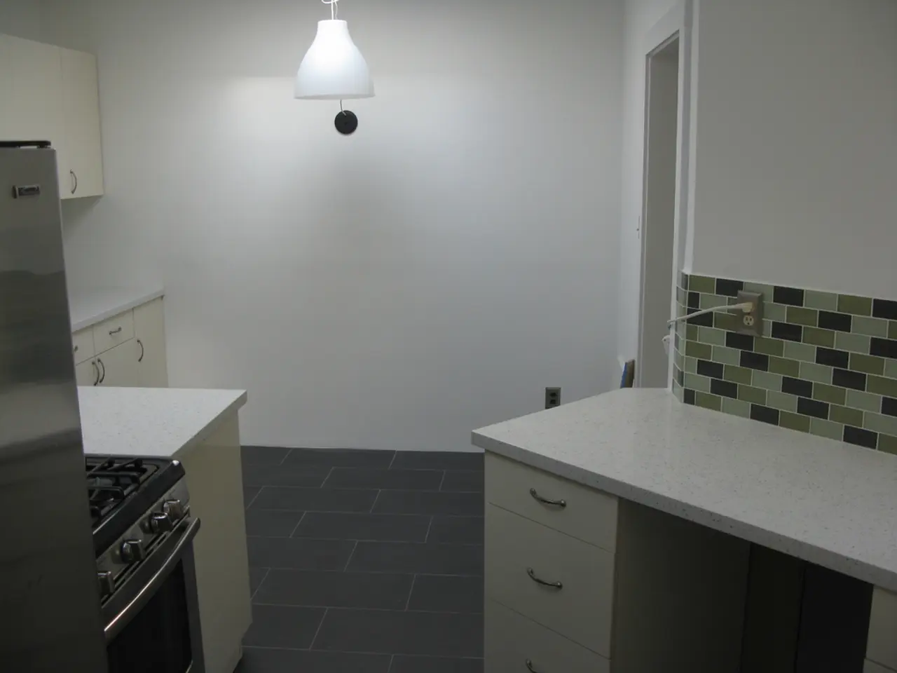 Overhauling Your Kitchen: Essential Kitchen Redesign Tips Simplified