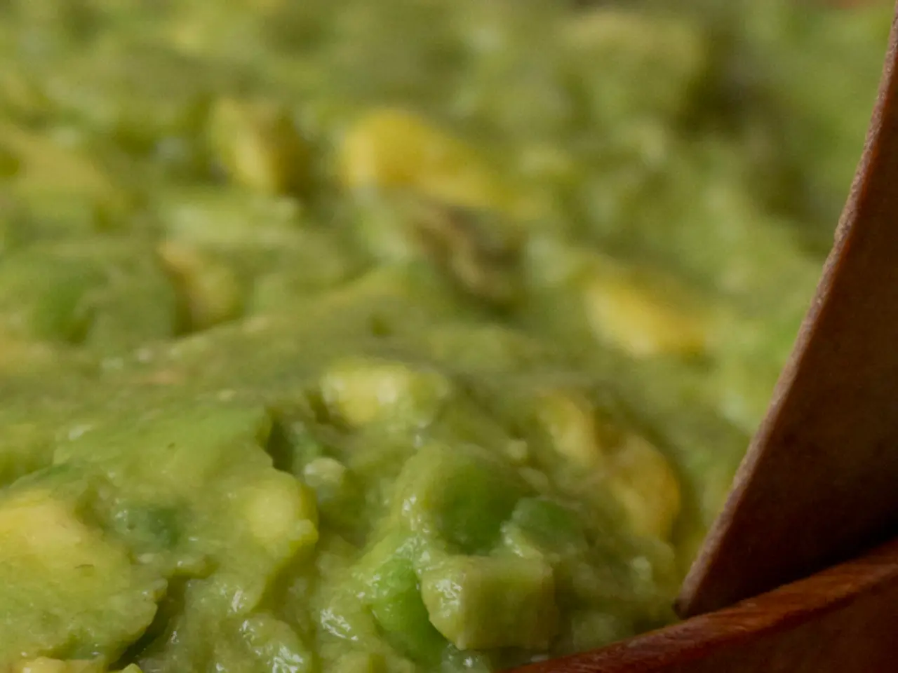 ContaminatedHummus Creates Salmonella Outbreak!