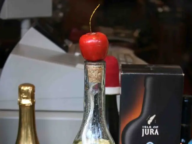 Comparing Caffeine and L-Theanine for Daily Brain Enhancement: Determining the Superior Cognitive...