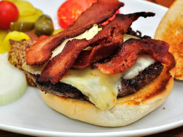 Diet fad of 'One Meal a Day' promoted by celebrities falls short as an effective weight loss...