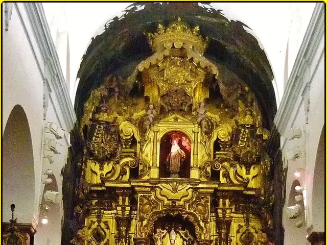 Techniques for Visualizing Auras