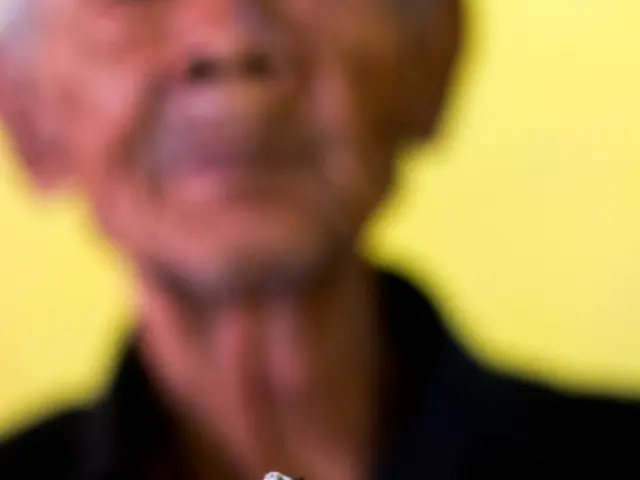 Ditching cigarettes abruptly: Strategies, stress management, and additional insights