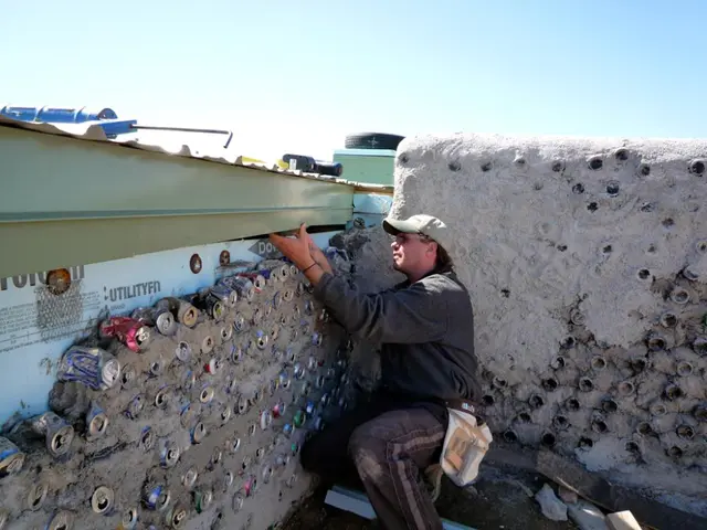 CBD Oil vs Tincture: Understanding the Differences