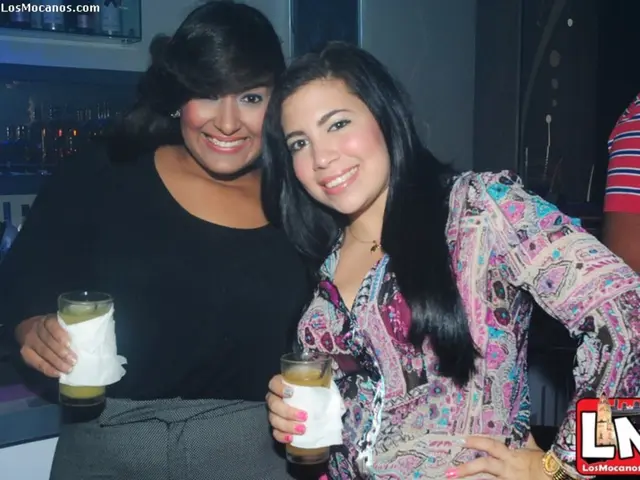 Female Herpes Symptoms, Diagnosis, and Treatment Options