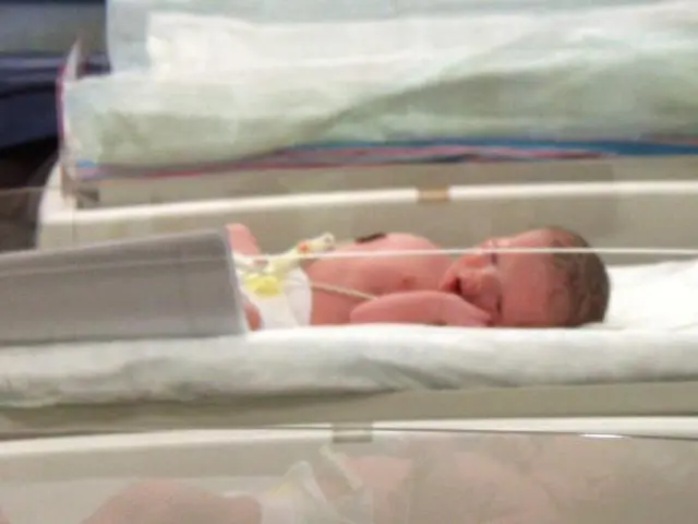 Couple in Ohio welcome newborn from 31-year-old frozen embryo
