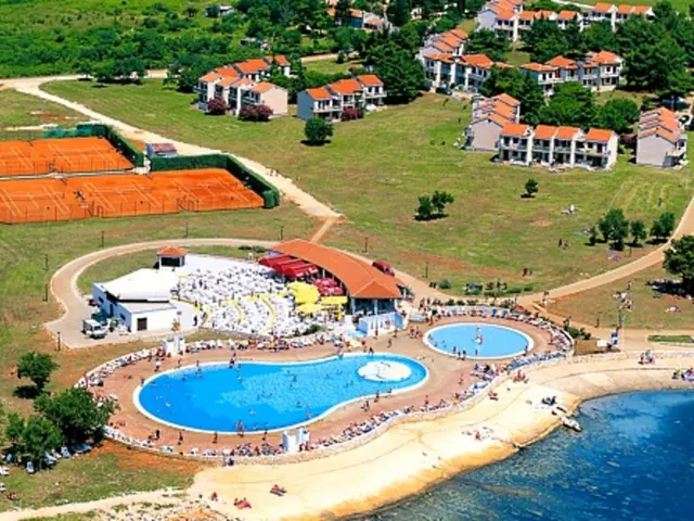 Police Crack Down on Nighttime Speeding Events Led by Social Media Influencers in Almaty