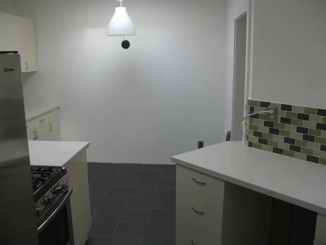 Overhauling Your Kitchen: Essential Kitchen Redesign Tips Simplified