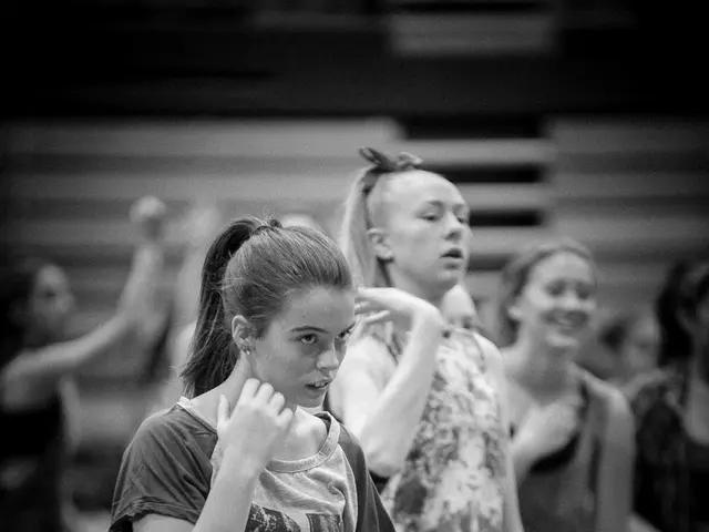 Why Contemplate the Japanese Walking Technique?