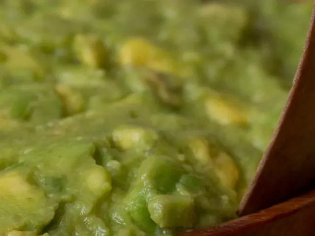 ContaminatedHummus Creates Salmonella Outbreak!