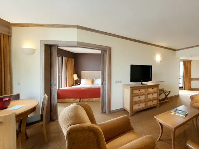 The Impact of Leaving Your Oven Untidy: An Exploration