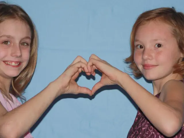 Tiny, Magnetically Levitating Artificial Heart inserted in a 7-year-old child
