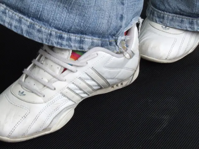 Recurring Swelling Due to Cyclic Edema Explained