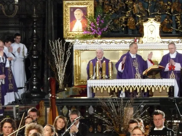 Hilders Holds Rosary for the Deceased Father Michael Möller