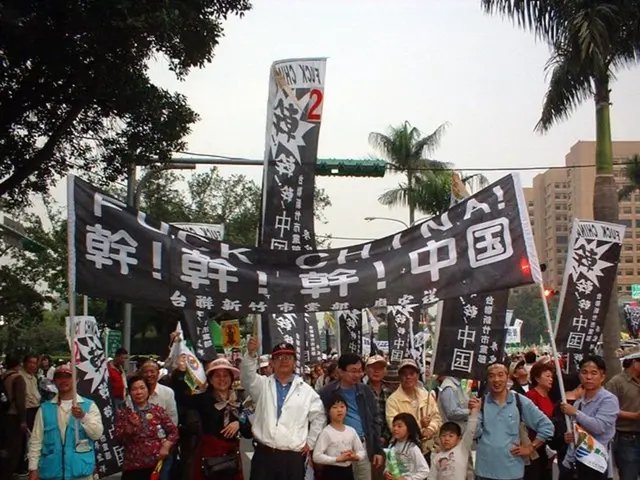 Protest in northern Naucalpan disrupting traffic to Mexico City (CDMX)