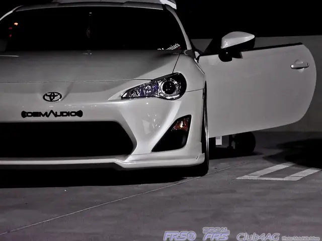 Cyclic AMP Signaling through Adenylyl Cyclase Variants